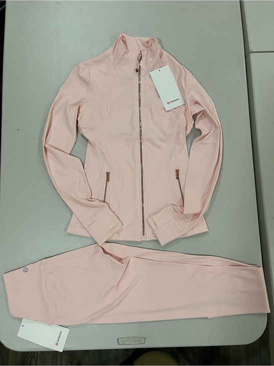 lululemon athletica Jackets & Blazers - Lululemon Define Jacket & Leggings Set Light Pink Gold Zip Size 4